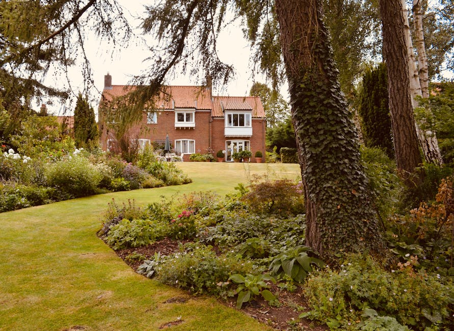 Garden maintenance experts for Eastcote House Gardens homes